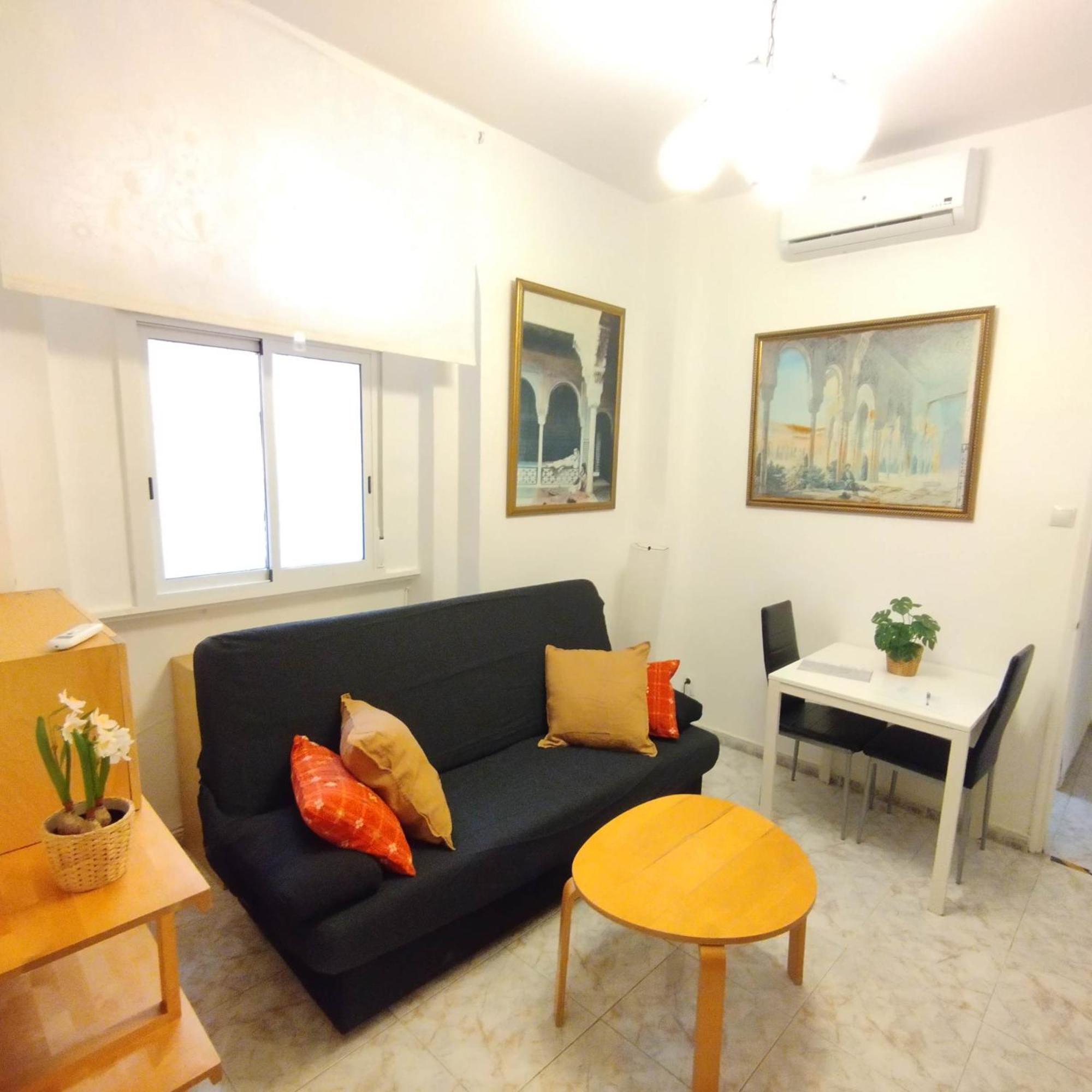 Piso En El Casco Antiguo Con Patio Privado Apartment Seville Luaran gambar
